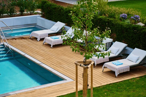 How to Decorate a Pool Deck Creative Ideas for Your Patio in 2026 - Thornton Deck Builders