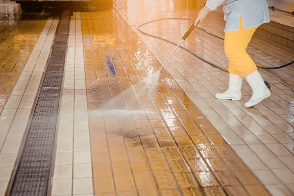 Cleaning Your Travertine Pool Deck - All Pro Thornton Deck Builders